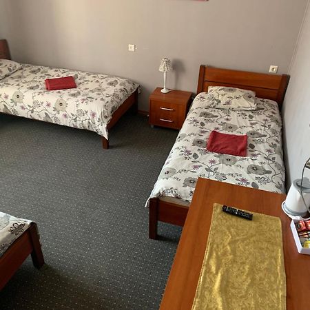 Regina House Otel Kaunas Dış mekan fotoğraf