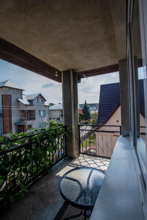 Regina House Otel Kaunas Dış mekan fotoğraf